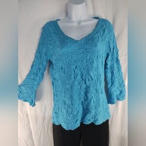 Peck & Peck 3/4 Length Wide V-neck Stretch Touched/Puckered Design Shirt Size S